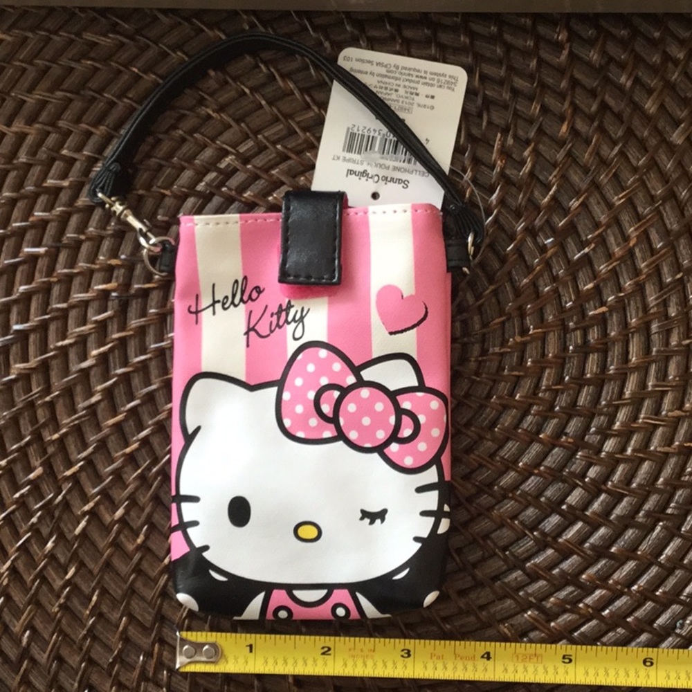 Hello kitty pouch - Picture 2 of 4